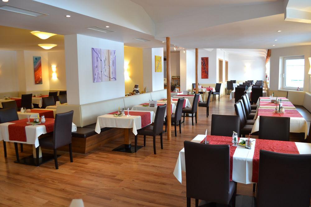 Premium Wanderhotel Steirerhof Schladming Exterior photo